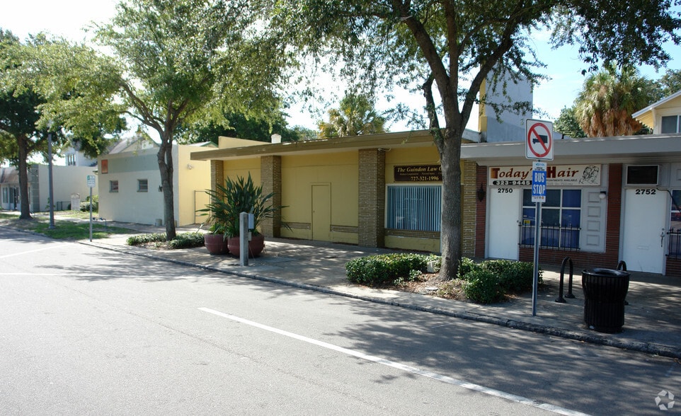 2744 Central Ave, Saint Petersburg, FL à vendre - Photo de l’immeuble – Image 1 sur 8