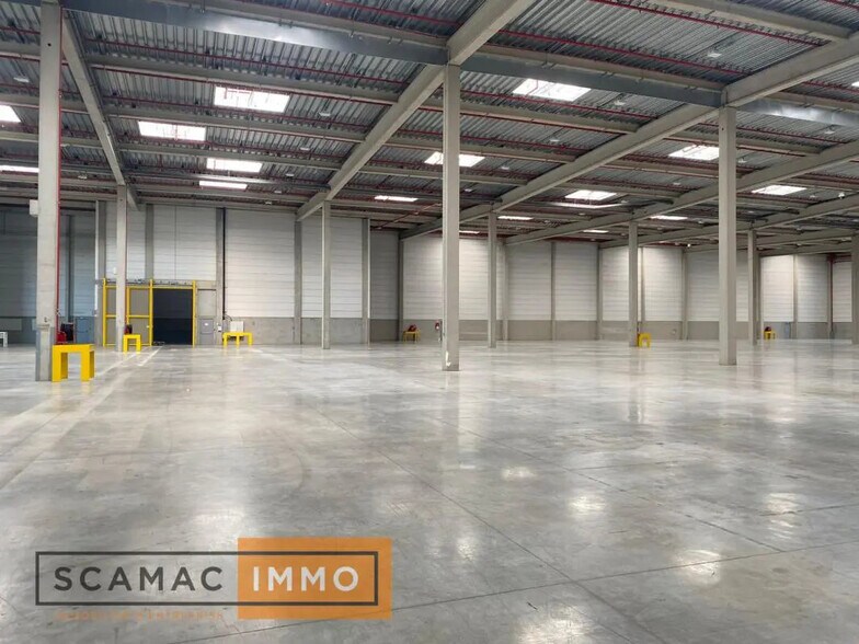 Industriel/Logistique dans Moissy-Cramayel à louer - Photo de l’immeuble – Image 3 sur 7