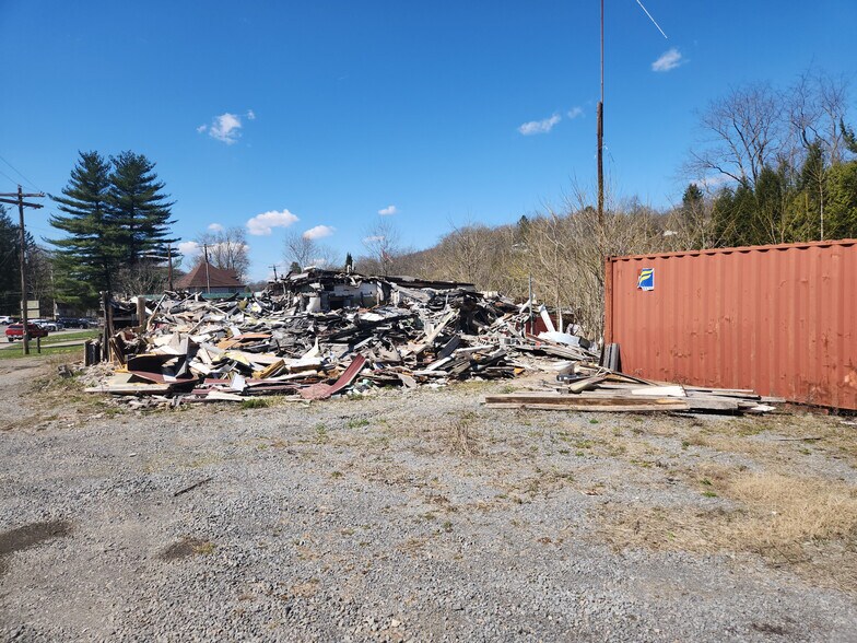 5834 West Virginia 7, Blacksville, WV à vendre - Photo de l’immeuble – Image 3 sur 50