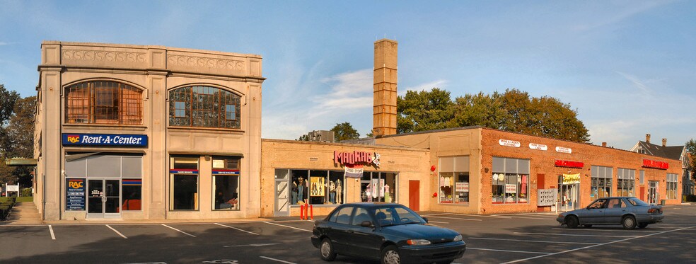 1020 Fairfield Ave, Bridgeport, CT à louer - Photo de l’immeuble – Image 2 sur 3