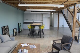 1345 Orizaba Ave, Long Beach, CA à louer Photo intérieure– Image 2 sur 9