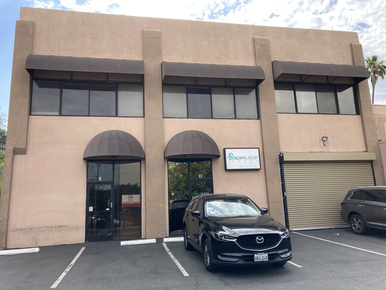 550-555 Riverdale Dr, Glendale, CA à louer - Photo de l’immeuble – Image 2 sur 12