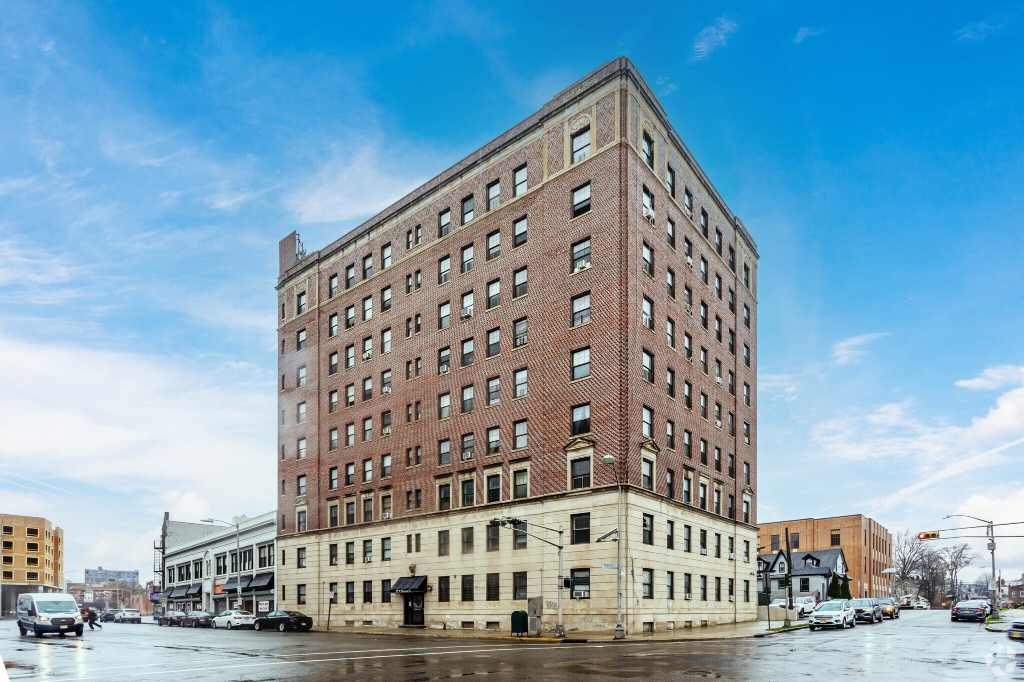 25 N Harrison St, East Orange, NJ à vendre Photo principale– Image 1 sur 3