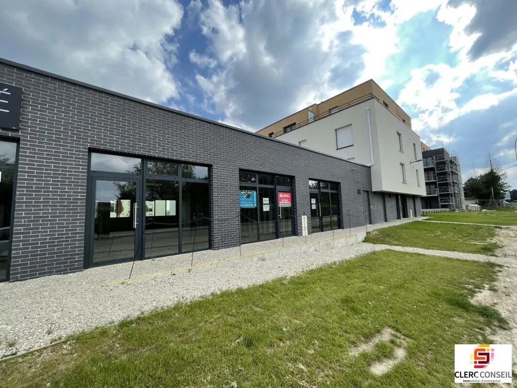 Local commercial dans Bihorel à louer Photo de l’immeuble– Image 1 sur 3