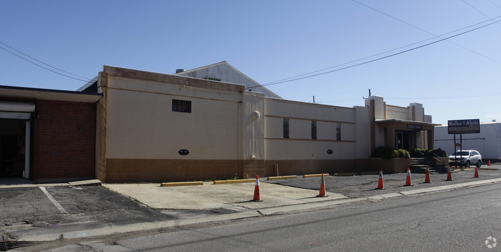 4401 Euphrosine St, New Orleans, LA à vendre - Photo de l’immeuble – Image 2 sur 2