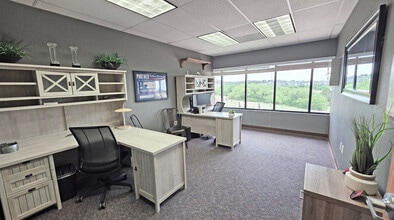 12265 Oracle Blvd, Colorado Springs, CO à louer Photo intérieure– Image 1 sur 4