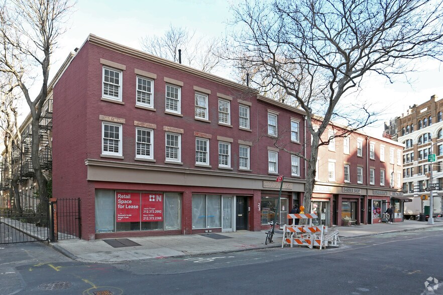 101 W 10th St, New York, NY à vendre - Photo de l’immeuble – Image 2 sur 4