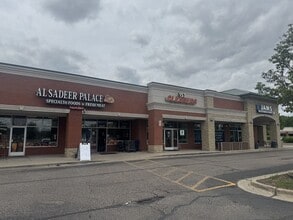 45617-45721 Hayes Rd, Shelby Township, MI à louer Photo de l’immeuble– Image 1 sur 2