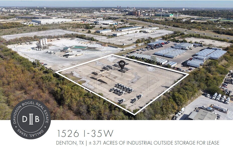 1526 I-35 W, Denton, TX à louer - Photo de l’immeuble – Image 2 sur 3