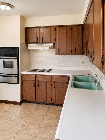 358 Yates Ave, Calumet City, IL à vendre - Photo intérieure – Image 3 sur 20