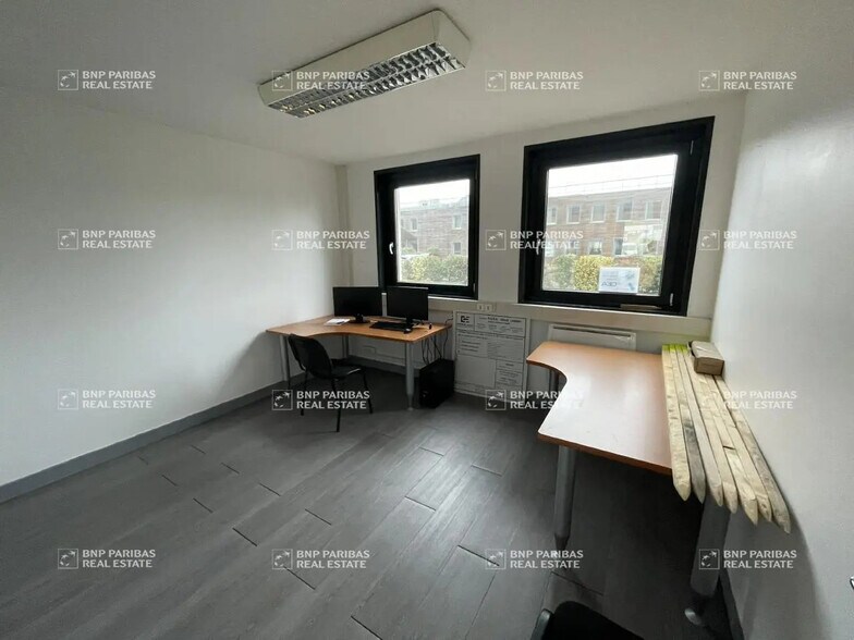 Bureau dans Saint-Avertin à louer - Photo principale – Image 2 sur 19