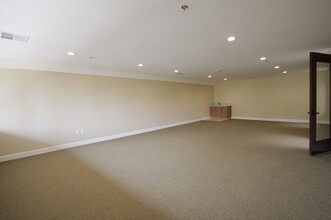 1500 Grant Ave, Novato, CA à louer Photo intérieure– Image 2 sur 6