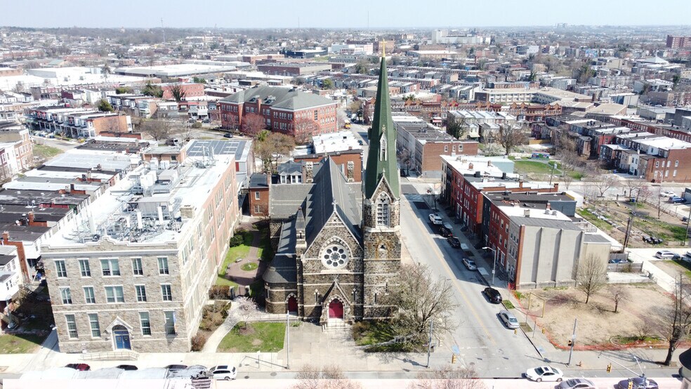 2201 Greenmount Ave, Baltimore, MD à vendre - Photo de l’immeuble – Image 2 sur 6