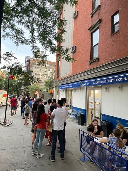 490-496 Laguardia Pl, New York, NY à vendre - Photo de l’immeuble – Image 3 sur 4