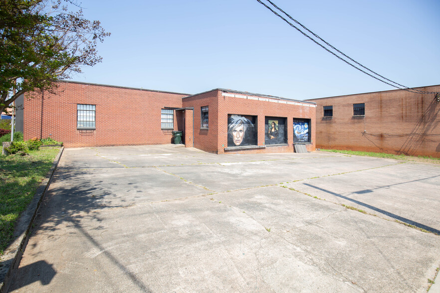 213 E Windsor St, Westminster, SC à vendre - Photo de l’immeuble – Image 2 sur 29