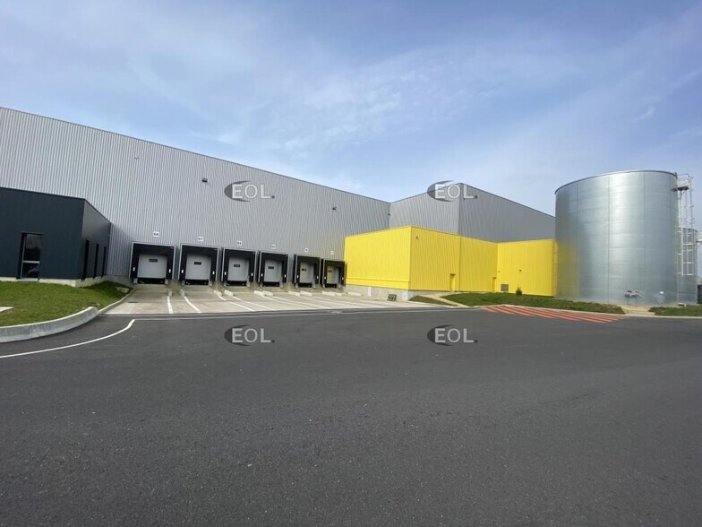 Industriel/Logistique dans Fontenoy-sur-Moselle à louer - Photo de l’immeuble – Image 2 sur 4
