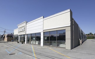 Plus de détails pour 220 Broadhollow Rd, Farmingdale, NY - Industriel/Logistique à vendre