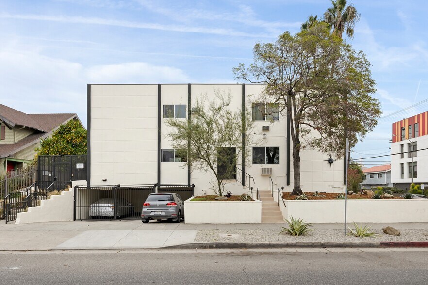 200 N Rampart Blvd, Los Angeles, CA à vendre - Photo de l’immeuble – Image 2 sur 19