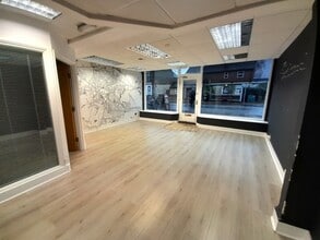 193 Mill Rd, Cambridge à louer Photo intérieure– Image 2 sur 5