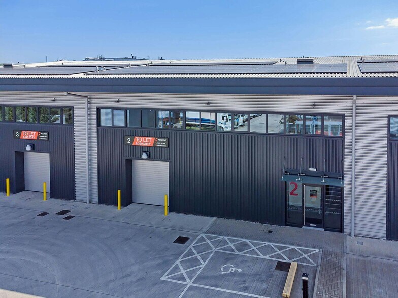 1 Reef St, Dagenham à louer - Photo de l’immeuble – Image 2 sur 5