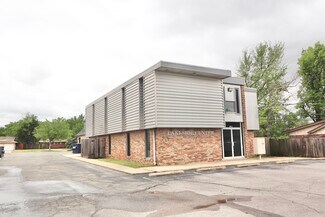 Plus de détails pour 2912 Lakeside Dr, Oklahoma City, OK - Bureau à vendre