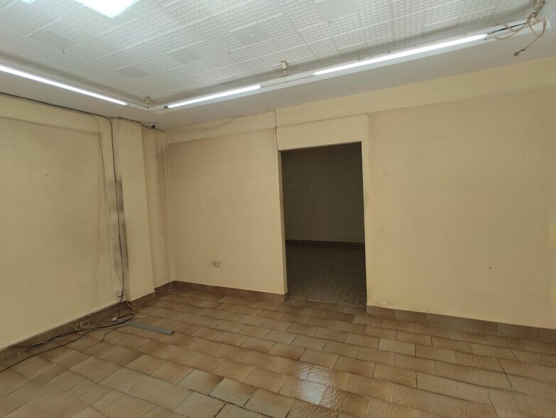 Local commercial dans Ontinyent, Valencia à louer - Photo intérieure – Image 3 sur 6