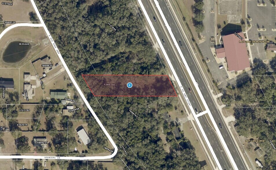 524 US-441 Hwy, Lady Lake, FL à vendre - Photo principale – Image 1 sur 7