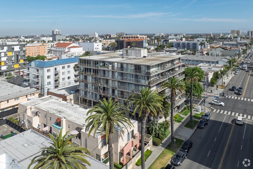 375 Atlantic Ave, Long Beach, CA à louer - Aérien – Image 2 sur 5