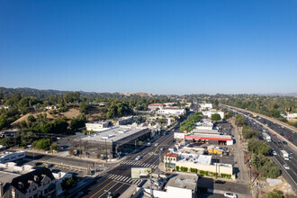 19500-19510 Ventura Blvd, Tarzana, CA - VUE AÉRIENNE  vue de carte - Image1