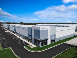 Plus de détails pour 13141 34th St N, Clearwater, FL - Industriel/Logistique à louer