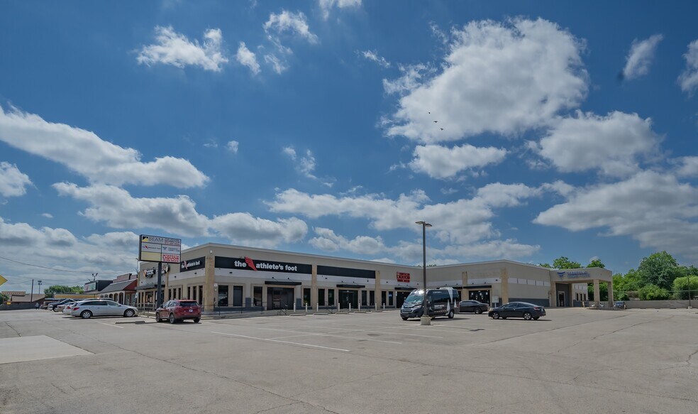3708-3722 E Rosedale St, Fort Worth, TX à vendre - Photo de l’immeuble – Image 3 sur 14