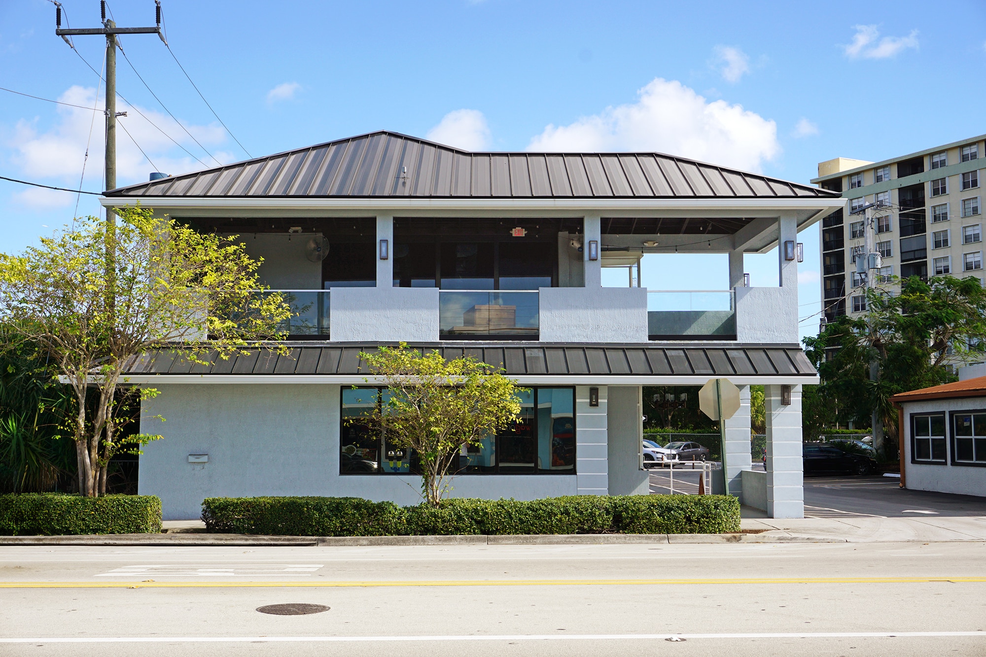 2010 Wilton Dr, Wilton Manors, FL à vendre Photo de l’immeuble– Image 1 sur 17