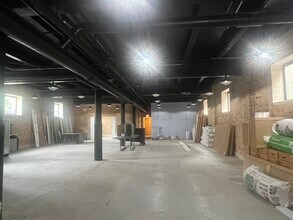 4147 N Ravenswood Ave, Chicago, IL à louer Photo intérieure– Image 2 sur 14