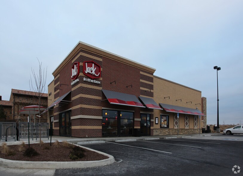 10630 Parallel Pky, Kansas City, KS à louer - Photo principale – Image 1 sur 2