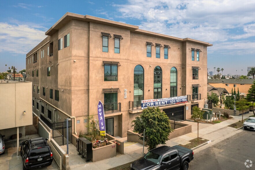 552 N Hobart Blvd, Los Angeles, CA à vendre - Photo de l’immeuble – Image 2 sur 38