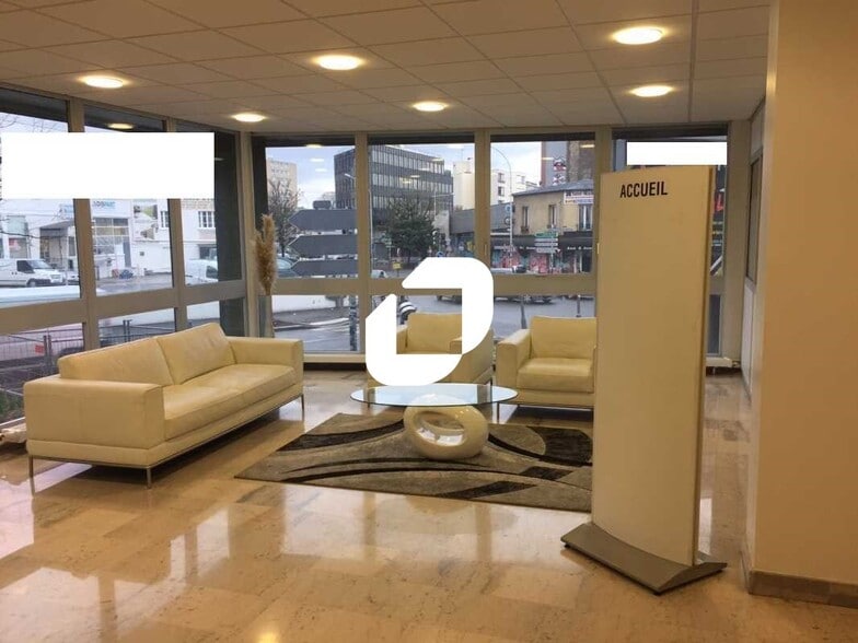 Bureau dans Bagnolet à louer - Hall d’entrée – Image 2 sur 8