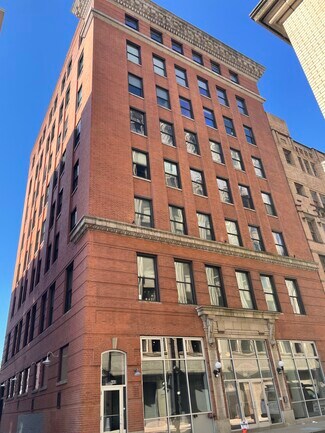 Plus de détails pour 422-440 1st Ave, Pittsburgh, PA - Logement à vendre