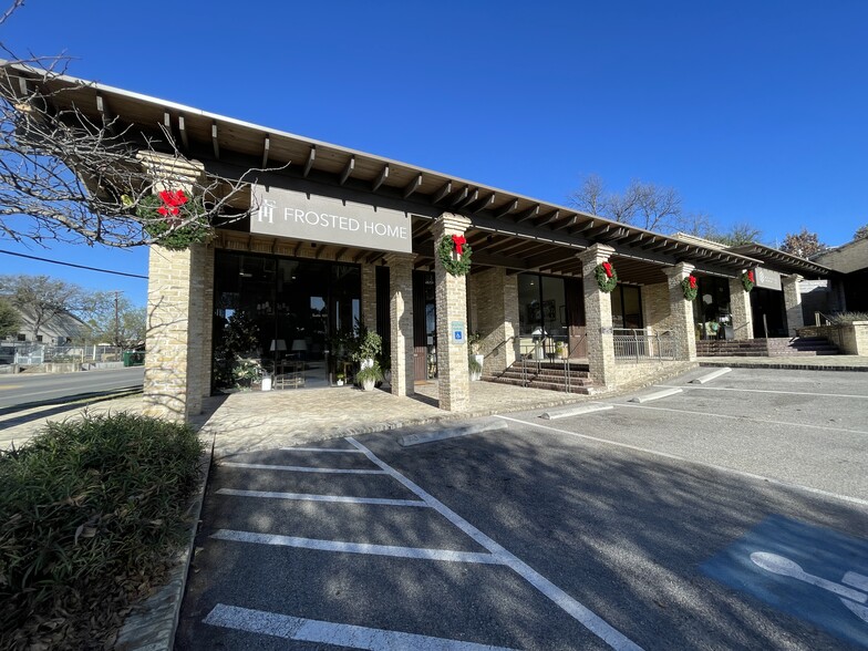 5800 Broadway St, San Antonio, TX à louer - Photo de l’immeuble – Image 1 sur 7