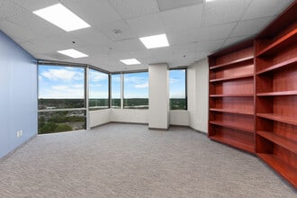 3100 Tower Blvd, Durham, NC à louer Photo intérieure– Image 1 sur 6