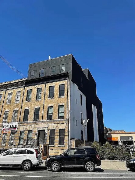 363 Neptune Ave, Brooklyn, NY à vendre - Photo de l’immeuble – Image 3 sur 25