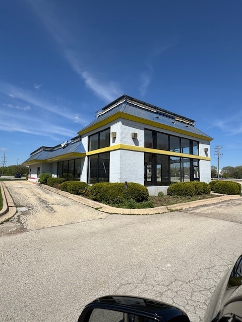 2625 Rock Creek Blvd, Joliet, IL à vendre Photo principale– Image 1 sur 23