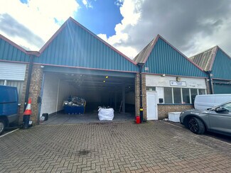 Plus de détails pour Leagrave Rd, Luton - Industriel/Logistique à louer