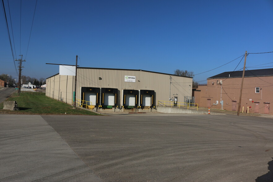 221 S Watt St, Chillicothe, OH à louer - Photo de l’immeuble – Image 2 sur 3