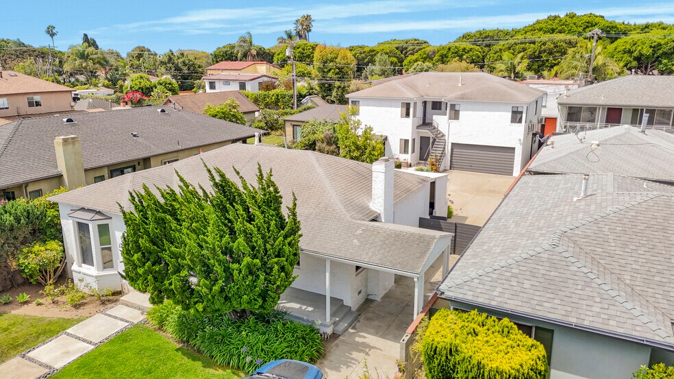 2218 24th St, Santa Monica, CA à vendre - Photo de l’immeuble – Image 2 sur 75