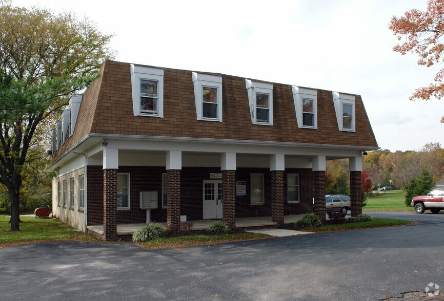 228-234 N Pottstown portefeuille de 2 biens à vendre sur LoopNet.fr - Photo principale – Image 2 sur 2