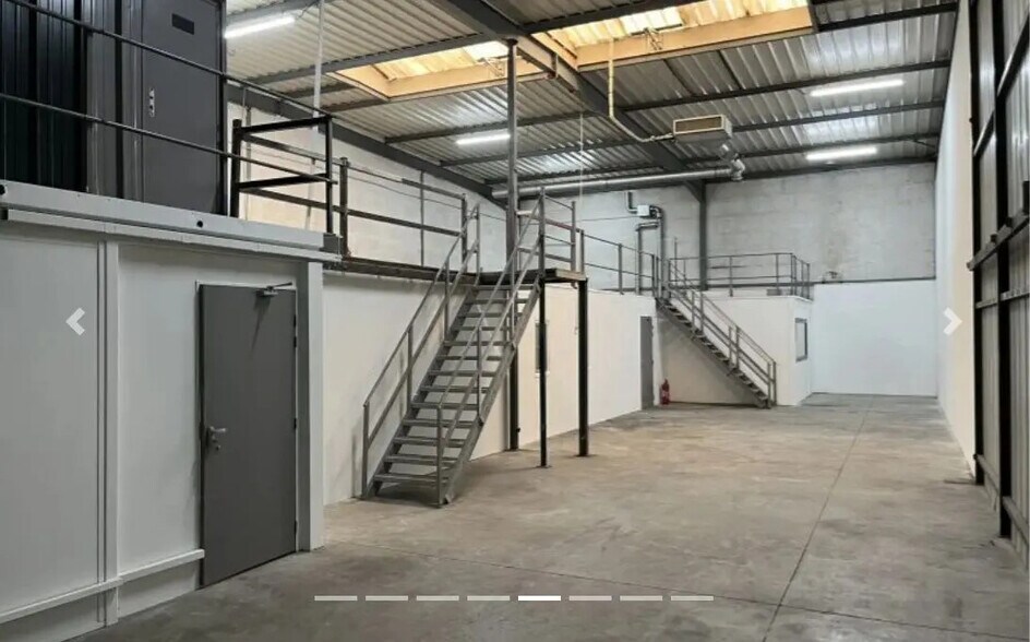 Bureau dans Bondy à louer - Photo de l’immeuble – Image 2 sur 4