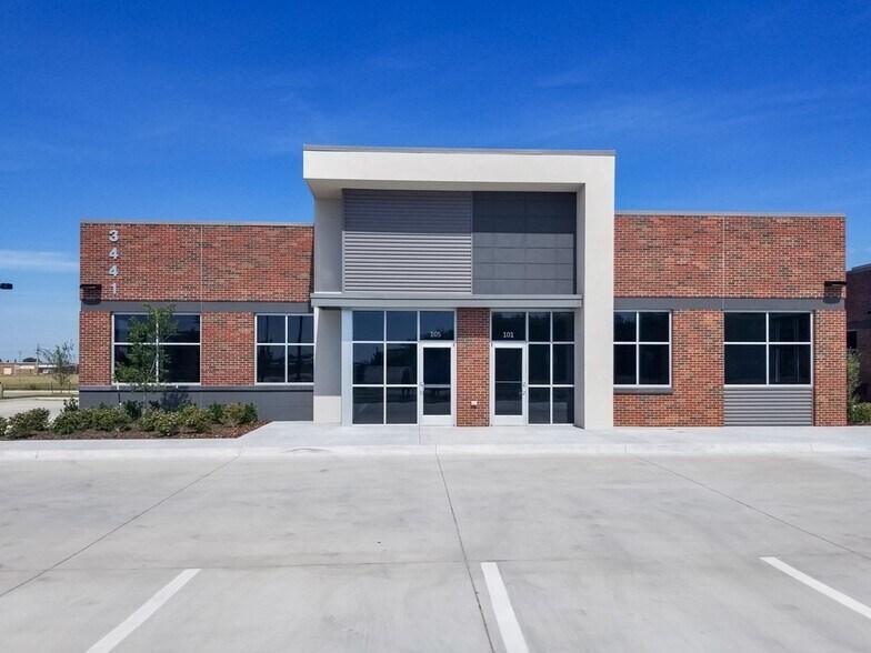 3441 24th Ave NW, Norman, OK à louer - Photo de l’immeuble – Image 1 sur 8