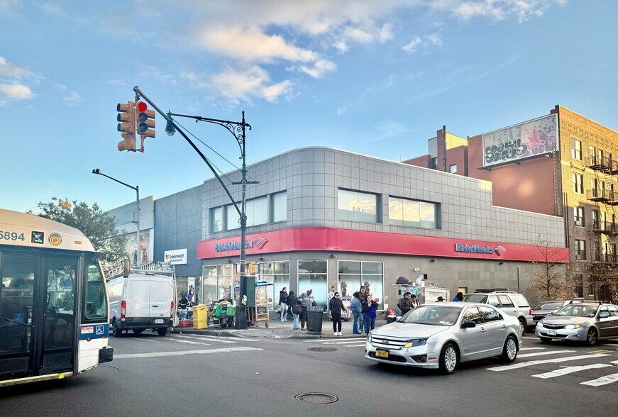 248-260 E Fordham Rd, Bronx, NY à vendre - Photo de l’immeuble – Image 1 sur 4