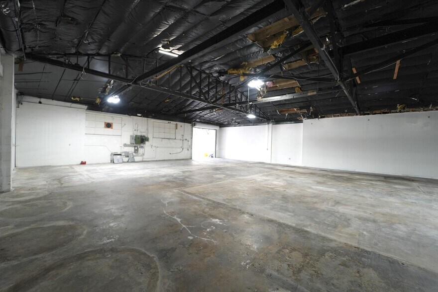 15414 S Broadway St, Gardena, CA à louer - Photo de l’immeuble – Image 3 sur 5