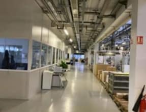 Local d’activités dans Vénissieux à louer Photo intérieure– Image 1 sur 8